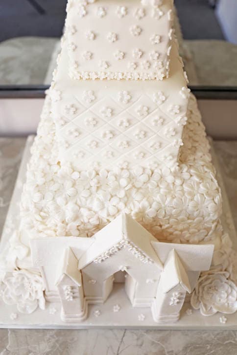 Nanny Sue's Amazing Custom Cakes, Gosport, Gosport